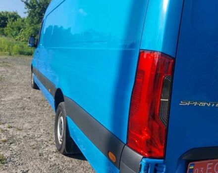 Синій Мерседес Sprinter, об'ємом двигуна 2.99 л та пробігом 275 тис. км за 35191 $, фото 4 на Automoto.ua