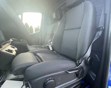 Синий Мерседес Sprinter, объемом двигателя 1.95 л и пробегом 296 тыс. км за 29550 $, фото 59 на Automoto.ua