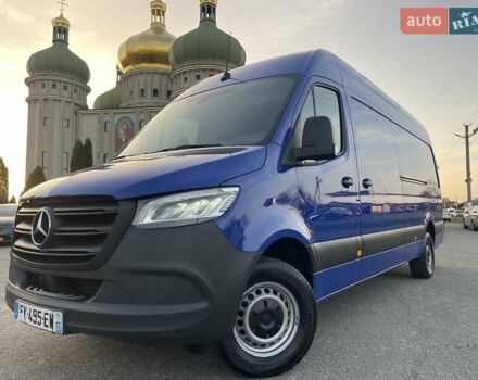 Синий Мерседес Sprinter, объемом двигателя 1.95 л и пробегом 296 тыс. км за 29550 $, фото 4 на Automoto.ua
