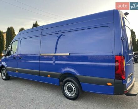 Синий Мерседес Sprinter, объемом двигателя 1.95 л и пробегом 296 тыс. км за 29550 $, фото 14 на Automoto.ua