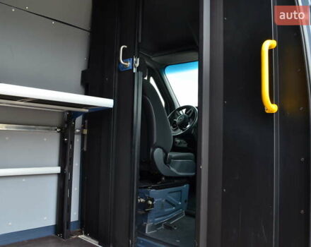 Синий Мерседес Sprinter, объемом двигателя 0 л и пробегом 23 тыс. км за 23200 $, фото 33 на Automoto.ua