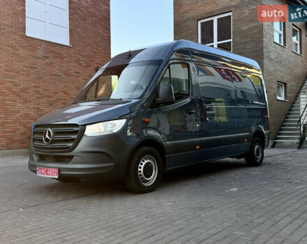 Синий Мерседес Sprinter, объемом двигателя 2.2 л и пробегом 50 тыс. км за 32995 $, фото 1 на Automoto.ua
