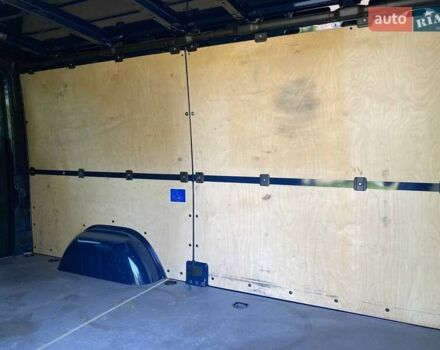 Синий Мерседес Sprinter, объемом двигателя 1.95 л и пробегом 190 тыс. км за 27500 $, фото 32 на Automoto.ua