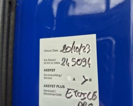 Синій Мерседес Sprinter, об'ємом двигуна 0 л та пробігом 300 тис. км за 29999 $, фото 76 на Automoto.ua