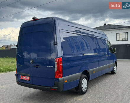 Синий Мерседес Sprinter, объемом двигателя 0 л и пробегом 275 тыс. км за 31900 $, фото 11 на Automoto.ua