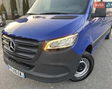 Синий Мерседес Sprinter, объемом двигателя 1.95 л и пробегом 296 тыс. км за 29550 $, фото 10 на Automoto.ua