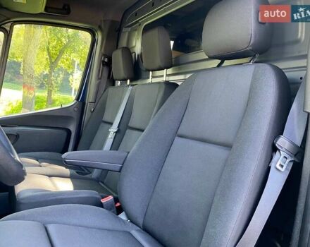 Синий Мерседес Sprinter, объемом двигателя 1.95 л и пробегом 190 тыс. км за 27500 $, фото 19 на Automoto.ua