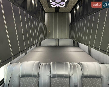 Синий Мерседес Sprinter, объемом двигателя 3 л и пробегом 101 тыс. км за 69500 $, фото 29 на Automoto.ua
