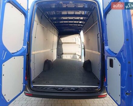 Синий Мерседес Sprinter, объемом двигателя 2.99 л и пробегом 9 тыс. км за 71587 $, фото 28 на Automoto.ua