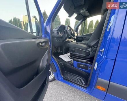 Синий Мерседес Sprinter, объемом двигателя 1.95 л и пробегом 296 тыс. км за 29550 $, фото 60 на Automoto.ua