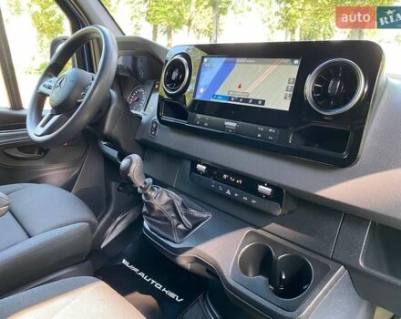 Синий Мерседес Sprinter, объемом двигателя 1.95 л и пробегом 190 тыс. км за 27500 $, фото 26 на Automoto.ua