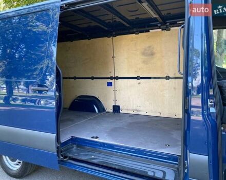 Синий Мерседес Sprinter, объемом двигателя 1.95 л и пробегом 190 тыс. км за 27500 $, фото 29 на Automoto.ua