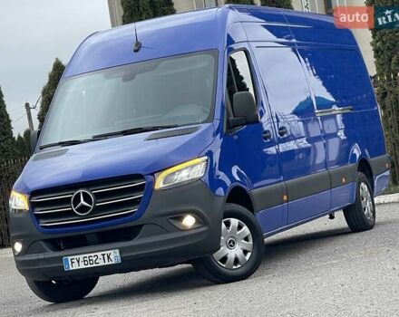 Синій Мерседес Sprinter, об'ємом двигуна 0 л та пробігом 300 тис. км за 31500 $, фото 1 на Automoto.ua