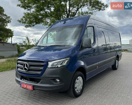 Синий Мерседес Sprinter, объемом двигателя 0 л и пробегом 275 тыс. км за 31900 $, фото 19 на Automoto.ua