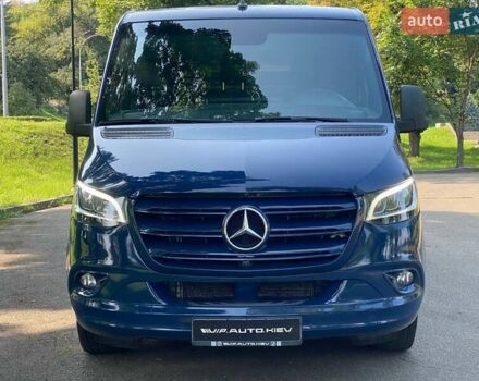 Синий Мерседес Sprinter, объемом двигателя 1.95 л и пробегом 190 тыс. км за 27500 $, фото 2 на Automoto.ua