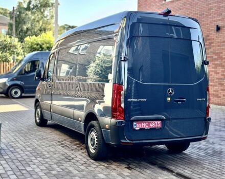 Синий Мерседес Sprinter, объемом двигателя 2.2 л и пробегом 146 тыс. км за 24735 $, фото 2 на Automoto.ua