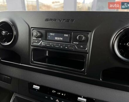 Синий Мерседес Sprinter, объемом двигателя 0 л и пробегом 17 тыс. км за 21805 $, фото 27 на Automoto.ua