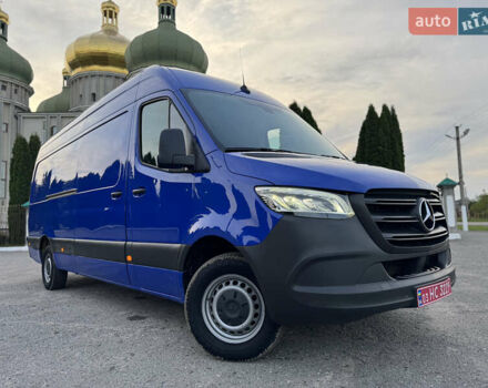Синий Мерседес Sprinter, объемом двигателя 2 л и пробегом 270 тыс. км за 29090 $, фото 1 на Automoto.ua