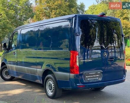 Синий Мерседес Sprinter, объемом двигателя 1.95 л и пробегом 190 тыс. км за 27500 $, фото 4 на Automoto.ua