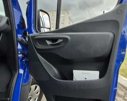 Синій Мерседес Sprinter, об'ємом двигуна 0 л та пробігом 300 тис. км за 29999 $, фото 43 на Automoto.ua