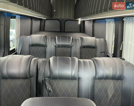Синий Мерседес Sprinter, объемом двигателя 3 л и пробегом 101 тыс. км за 69500 $, фото 30 на Automoto.ua