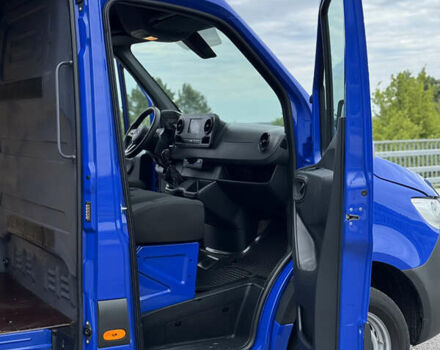 Синій Мерседес Sprinter, об'ємом двигуна 2.2 л та пробігом 196 тис. км за 26900 $, фото 22 на Automoto.ua