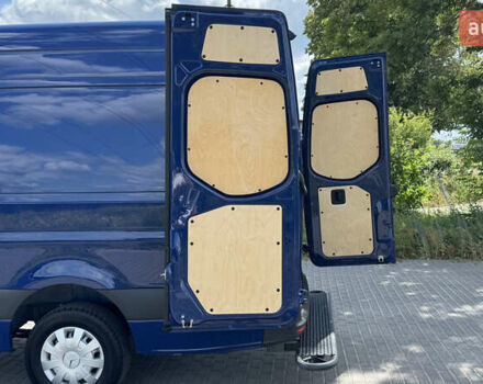 Синий Мерседес Sprinter, объемом двигателя 0 л и пробегом 237 тыс. км за 33500 $, фото 68 на Automoto.ua