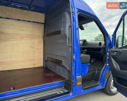 Синій Мерседес Sprinter, об'ємом двигуна 2.2 л та пробігом 196 тис. км за 26900 $, фото 25 на Automoto.ua