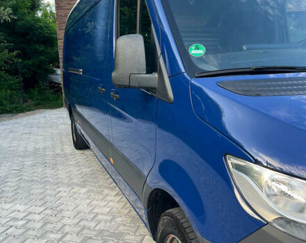 Синий Мерседес Sprinter, объемом двигателя 1.95 л и пробегом 240 тыс. км за 31074 $, фото 11 на Automoto.ua