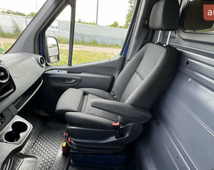 Синий Мерседес Sprinter, объемом двигателя 0 л и пробегом 237 тыс. км за 33500 $, фото 55 на Automoto.ua