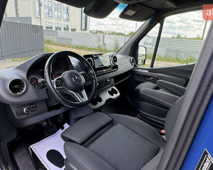 Синий Мерседес Sprinter, объемом двигателя 0 л и пробегом 237 тыс. км за 33500 $, фото 35 на Automoto.ua