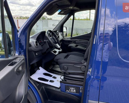 Синий Мерседес Sprinter, объемом двигателя 0 л и пробегом 237 тыс. км за 33500 $, фото 30 на Automoto.ua