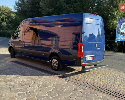 Синий Мерседес Sprinter, объемом двигателя 1.95 л и пробегом 184 тыс. км за 34900 $, фото 13 на Automoto.ua