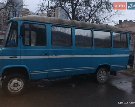 Синій Мерседес Sprinter, об'ємом двигуна 3.5 л та пробігом 500 тис. км за 1500 $, фото 2 на Automoto.ua