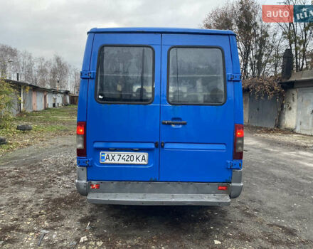 Синий Мерседес Sprinter, объемом двигателя 2.87 л и пробегом 300 тыс. км за 4500 $, фото 2 на Automoto.ua