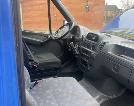 Синій Мерседес Sprinter, об'ємом двигуна 2.1 л та пробігом 439 тис. км за 8200 $, фото 5 на Automoto.ua