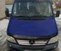 Синий Мерседес Sprinter, объемом двигателя 2.15 л и пробегом 400 тыс. км за 9000 $, фото 1 на Automoto.ua