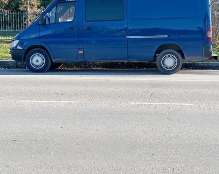 Синій Мерседес Sprinter, об'ємом двигуна 2.1 л та пробігом 400 тис. км за 9500 $, фото 5 на Automoto.ua