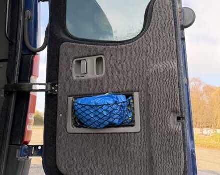 Синій Мерседес Sprinter, об'ємом двигуна 2.15 л та пробігом 306 тис. км за 11500 $, фото 8 на Automoto.ua