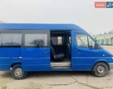 Синий Мерседес Sprinter, объемом двигателя 2.15 л и пробегом 510 тыс. км за 8200 $, фото 1 на Automoto.ua