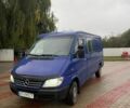 Синий Мерседес Sprinter, объемом двигателя 2.15 л и пробегом 700 тыс. км за 7000 $, фото 1 на Automoto.ua
