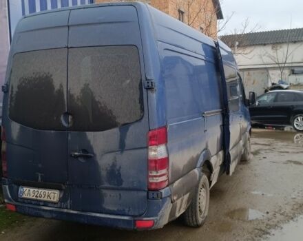 Синий Мерседес Sprinter, объемом двигателя 2.1 л и пробегом 400 тыс. км за 6999 $, фото 3 на Automoto.ua
