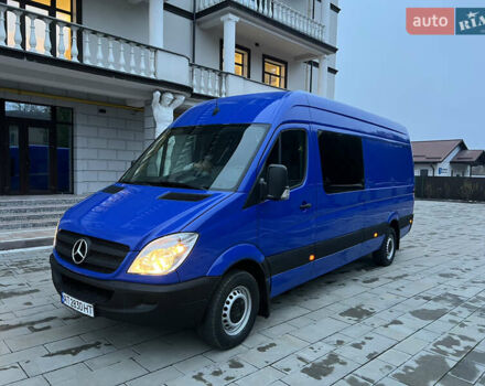 Синий Мерседес Sprinter, объемом двигателя 2.99 л и пробегом 450 тыс. км за 15500 $, фото 1 на Automoto.ua