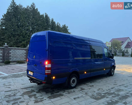 Синий Мерседес Sprinter, объемом двигателя 2.99 л и пробегом 450 тыс. км за 15500 $, фото 3 на Automoto.ua