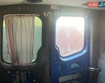 Синий Мерседес Sprinter, объемом двигателя 2.2 л и пробегом 900 тыс. км за 12000 $, фото 4 на Automoto.ua