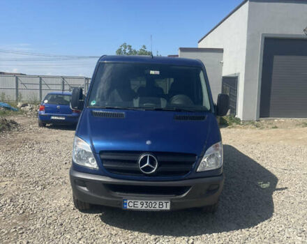 Синий Мерседес Sprinter, объемом двигателя 2.2 л и пробегом 317 тыс. км за 18500 $, фото 2 на Automoto.ua