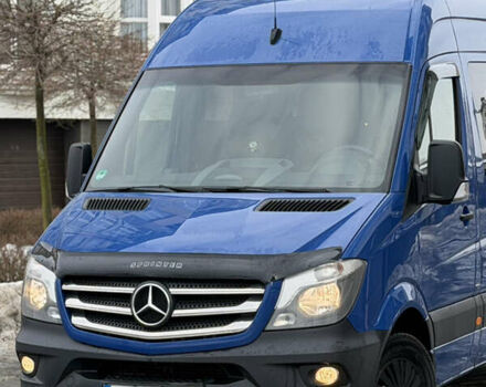 Синий Мерседес Sprinter, объемом двигателя 2.14 л и пробегом 470 тыс. км за 24499 $, фото 5 на Automoto.ua