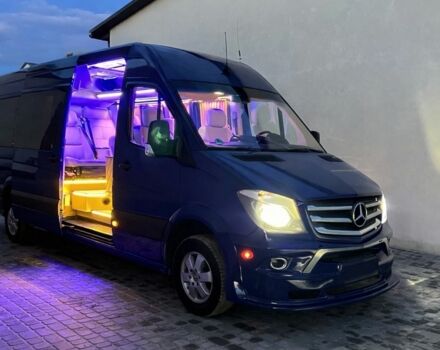 Синий Мерседес Sprinter, объемом двигателя 2.2 л и пробегом 224 тыс. км за 33000 $, фото 1 на Automoto.ua