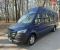 Синий Мерседес Sprinter, объемом двигателя 2.14 л и пробегом 300 тыс. км за 48585 $, фото 1 на Automoto.ua