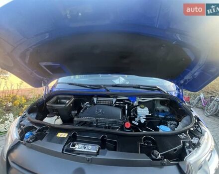 Синий Мерседес Sprinter, объемом двигателя 2.2 л и пробегом 161 тыс. км за 22800 $, фото 3 на Automoto.ua